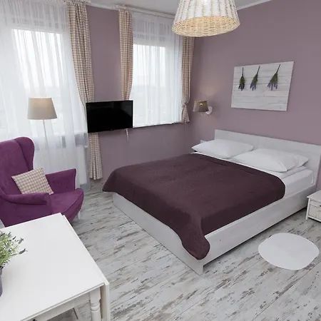 Marina House Апартаменти *