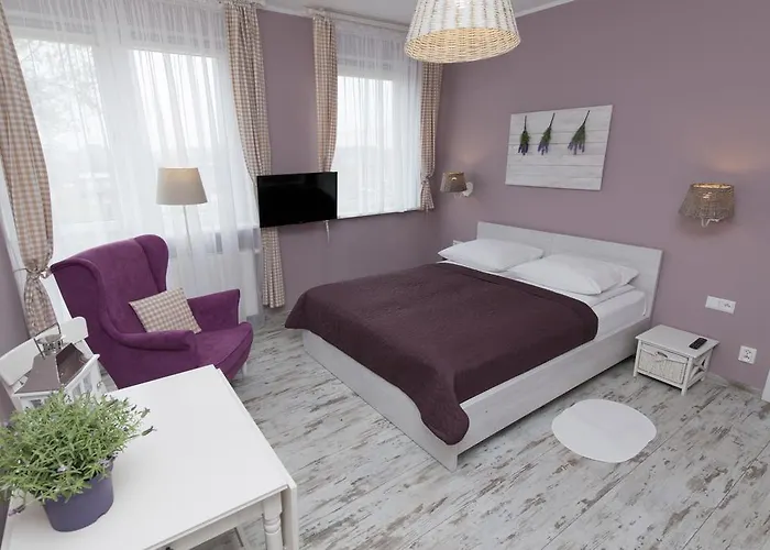 Marina House Apartman *